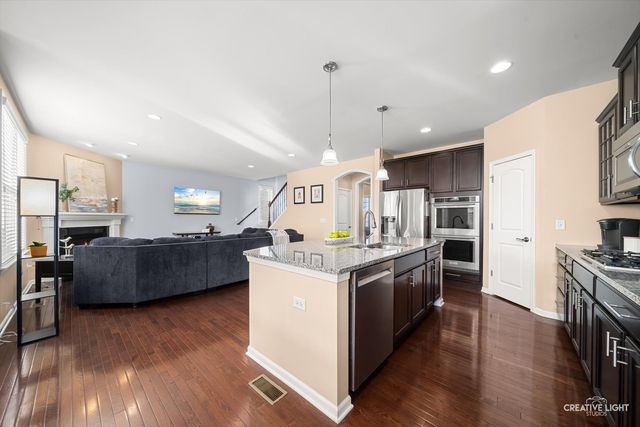 5332 Cedar Drive, Naperville, IL 60564