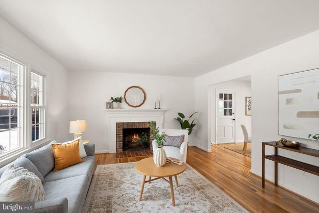 4217 ALCOTT ST, Alexandria, VA 22309