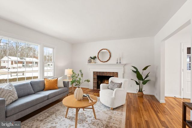 4217 ALCOTT ST, Alexandria, VA 22309