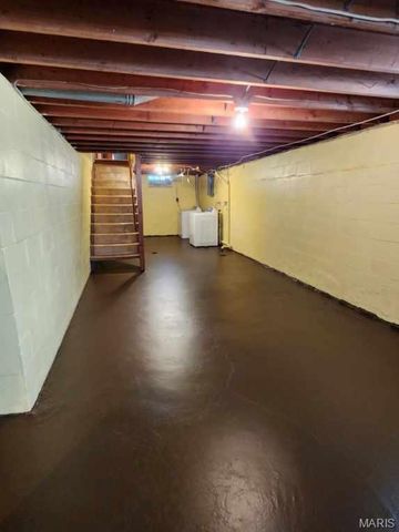 417 California Avenue, East Alton, IL 62024