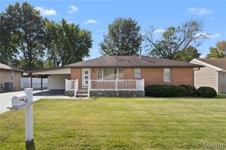 417 California Avenue, East Alton, IL 62024