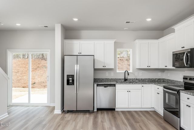 18 Neuse Hollow Court, Clayton, NC 27527