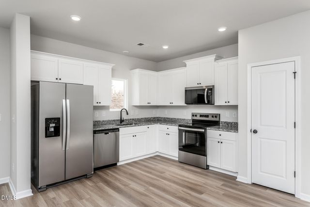 18 Neuse Hollow Court, Clayton, NC 27527