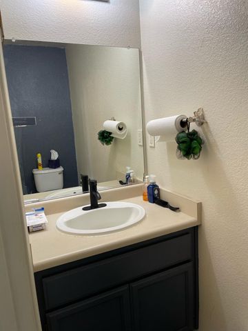 3057 Courtside Dr, Diamond Springs, CA 95619