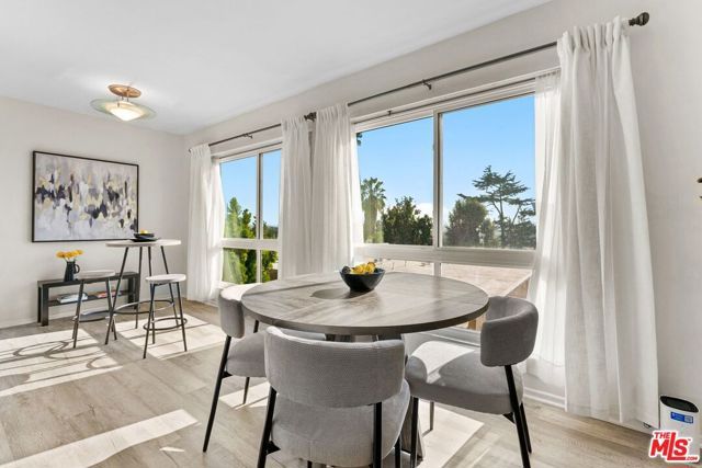 970 Palm Avenue 215, West Hollywood, CA 90069