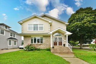 109 Charles Street, Floral Park, NY 11001