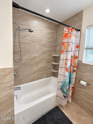 428 Morningside Avenue, Union Beach, NJ 07735