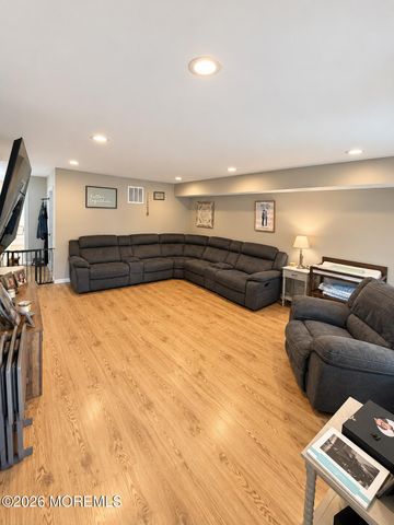 428 Morningside Avenue, Union Beach, NJ 07735