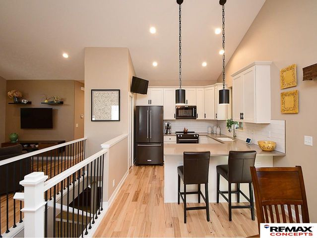 150 S 92nd Street, Lincoln, NE 68520