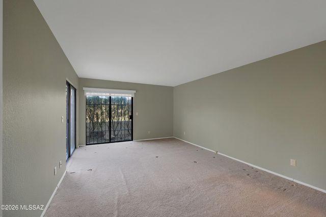 7526 N Desert Tree Drive, Tucson, AZ 85704
