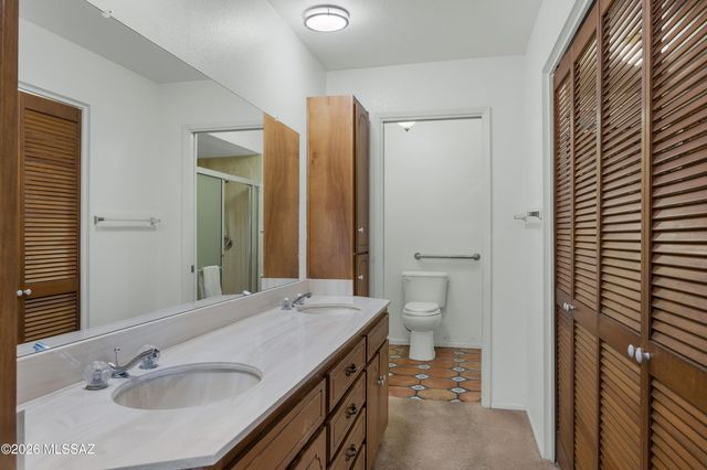 7526 N Desert Tree Drive, Tucson, AZ 85704