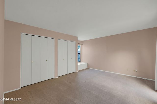 7526 N Desert Tree Drive, Tucson, AZ 85704
