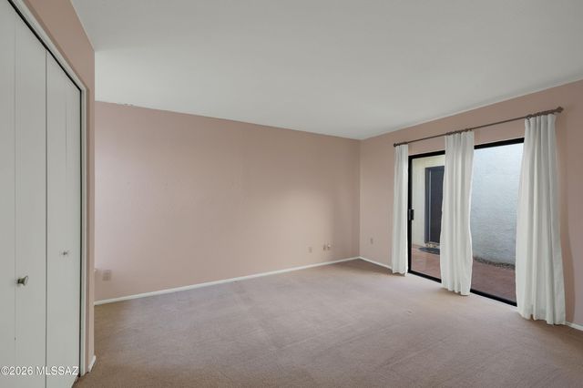 7526 N Desert Tree Drive, Tucson, AZ 85704