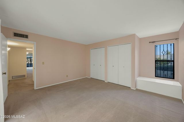 7526 N Desert Tree Drive, Tucson, AZ 85704
