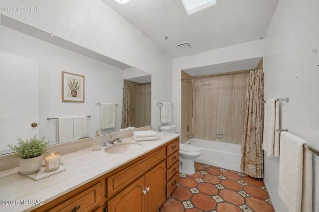7526 N Desert Tree Drive, Tucson, AZ 85704