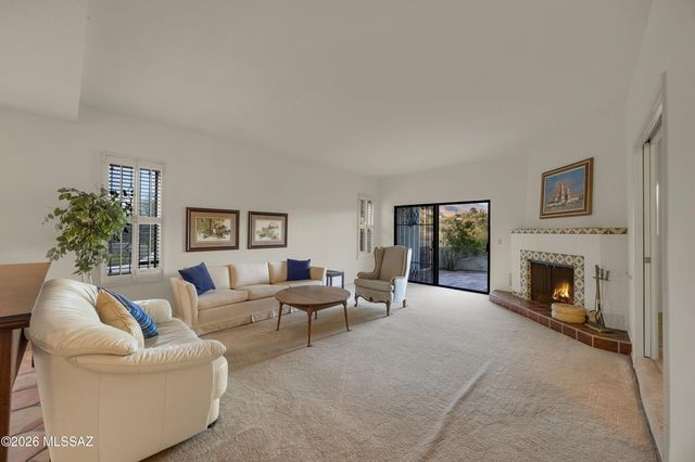 7526 N Desert Tree Drive, Tucson, AZ 85704