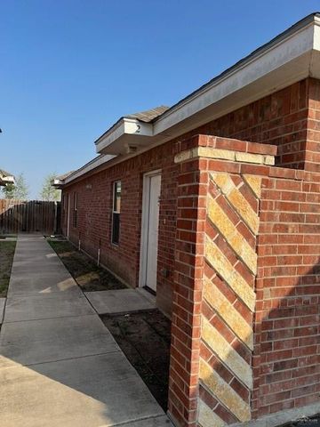 602 S Linda Street S, Alton, TX 78573