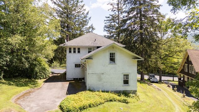 15 Lake Street, Harpersfield, NY 12167
