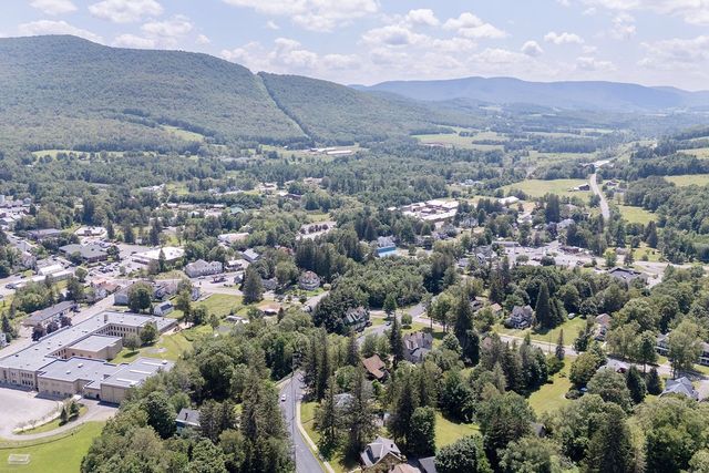 15 Lake Street, Harpersfield, NY 12167