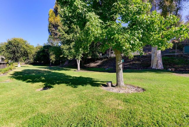 10744 Caminito Bravura, San Diego, CA 92108