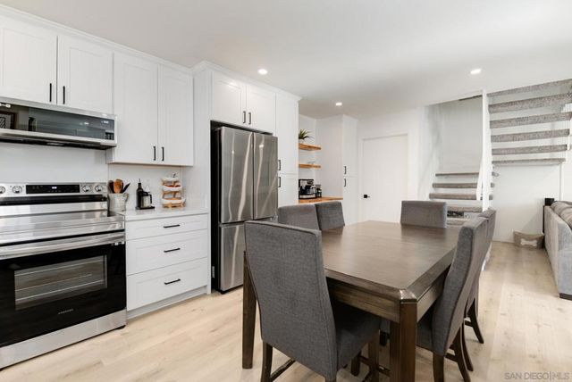 10744 Caminito Bravura, San Diego, CA 92108