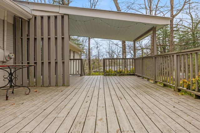 702 Albert Road, Signal Mountain, TN 37377