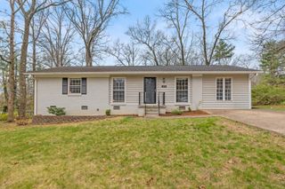 702 Albert Road, Signal Mountain, TN 37377