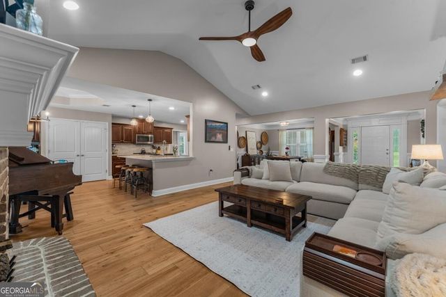 221 Zittrouer Road, Guyton, GA 31312