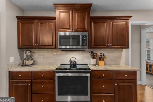 221 Zittrouer Road, Guyton, GA 31312