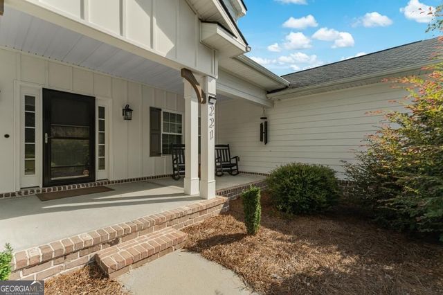 221 Zittrouer Road, Guyton, GA 31312