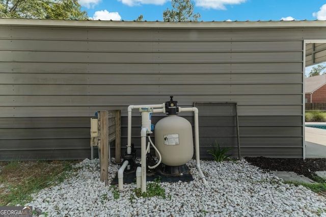 221 Zittrouer Road, Guyton, GA 31312
