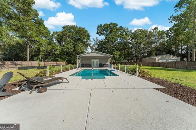 221 Zittrouer Road, Guyton, GA 31312