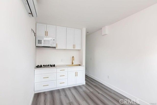 4167 Willimet Ave., Los Angeles, CA 90039