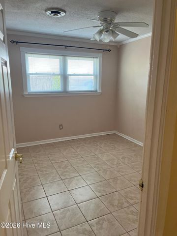 502 S Pine Cone Lane, Jacksonville, NC 28546