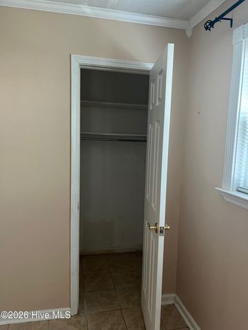 502 S Pine Cone Lane, Jacksonville, NC 28546