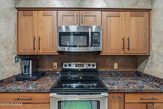 1122 N Abrego Drive, Green Valley, AZ 85614