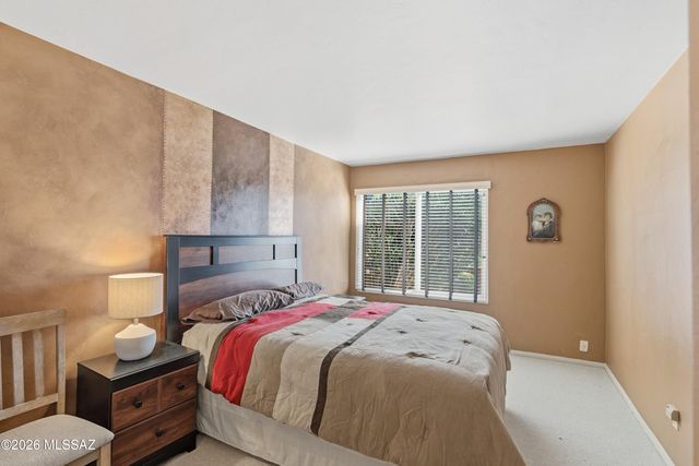 1122 N Abrego Drive, Green Valley, AZ 85614