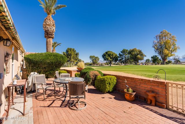 1122 N Abrego Drive, Green Valley, AZ 85614