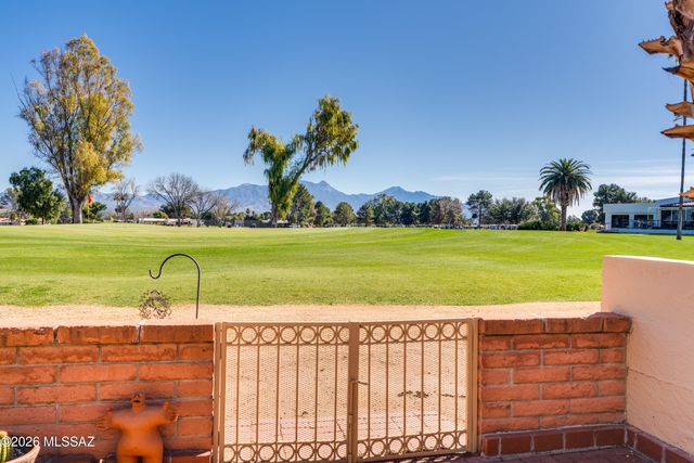 1122 N Abrego Drive, Green Valley, AZ 85614