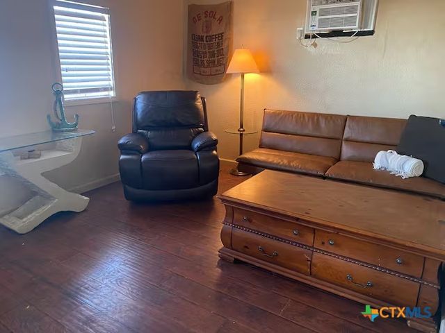 607 Tap Road, Port Lavaca, TX 77979