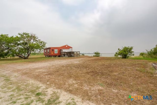 607 Tap Road, Port Lavaca, TX 77979