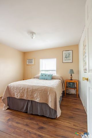607 Tap Road, Port Lavaca, TX 77979
