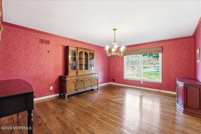 11 Woodside Drive, Rumson, NJ 07760