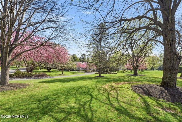 11 Woodside Drive, Rumson, NJ 07760