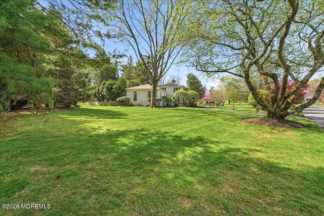 11 Woodside Drive, Rumson, NJ 07760