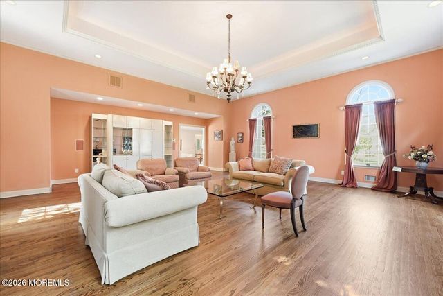 11 Woodside Drive, Rumson, NJ 07760