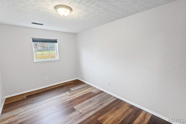 232 Sherwood Drive, Glen Carbon, IL 62034