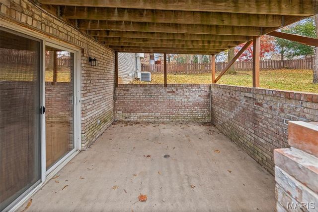 232 Sherwood Drive, Glen Carbon, IL 62034