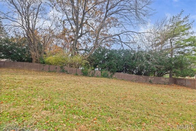 232 Sherwood Drive, Glen Carbon, IL 62034