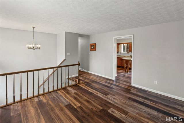 232 Sherwood Drive, Glen Carbon, IL 62034